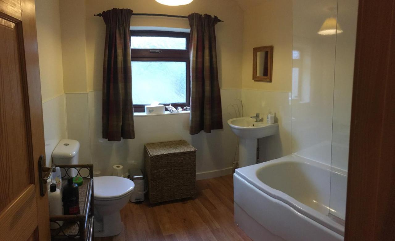 Arisaig B&B Lovely Double Room Sea & Island Views Ngoại thất bức ảnh